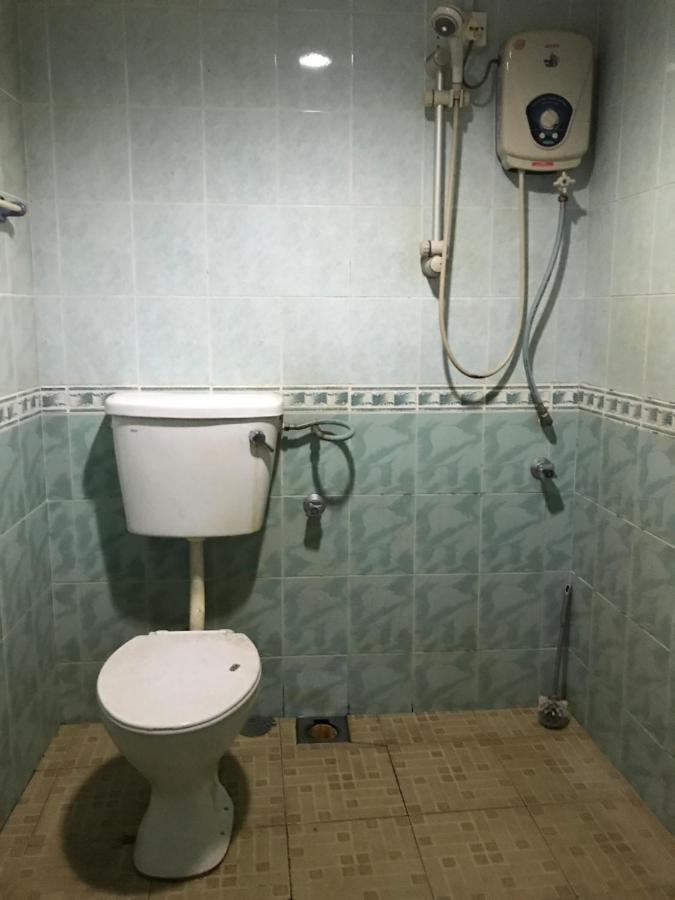 Yb House Hotel Kuantan Ngoại thất bức ảnh